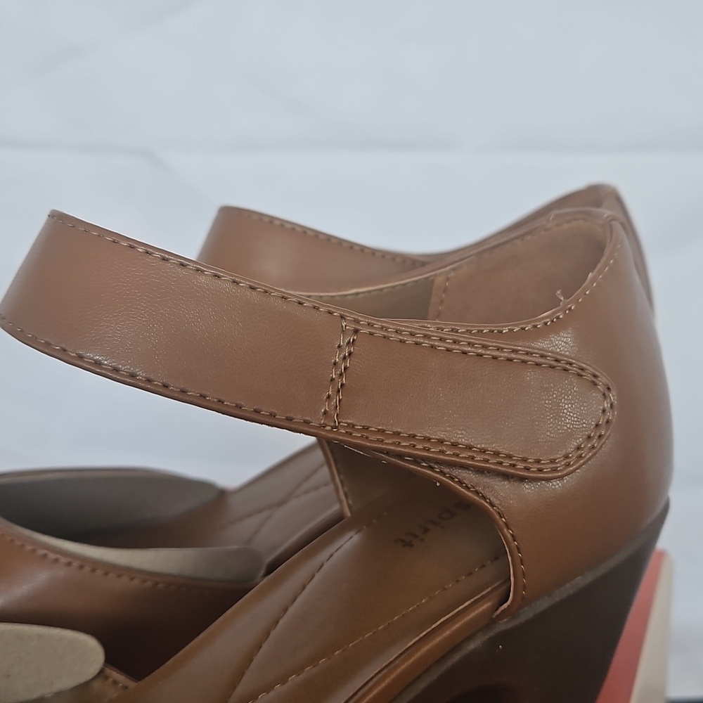 Easy Spirit Women's Tan Brown Mary Jane Block Heels - Picture 4 of 8